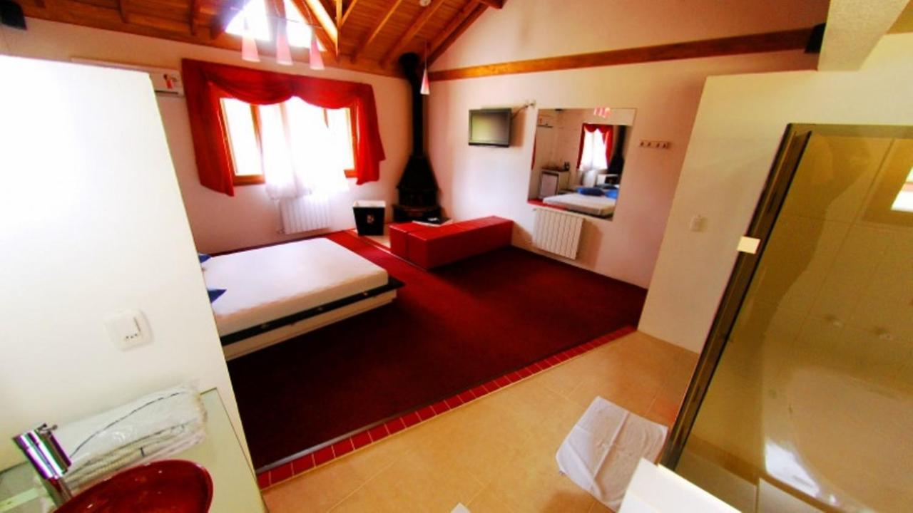 Motel Tentacao (Adults Only) Canela Δωμάτιο φωτογραφία
